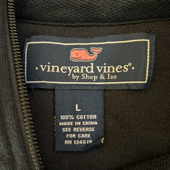 Vineyard vines 1/4 zip sweatshirt - Picture 3 of 3